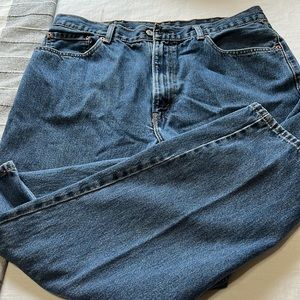 Men’s Levi’s 550s, 38x30